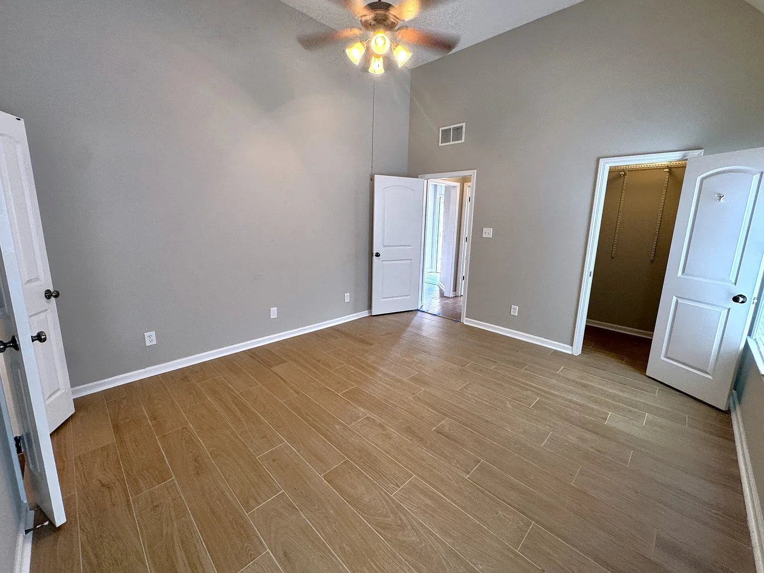 10228 Morning Hill Drive - 1 — Photo 4