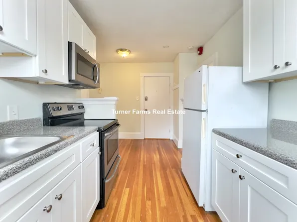 402A Highland Ave, Somerville, MA