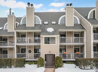 515 River Renaissance #B15, East Rutherford, NJ 07073