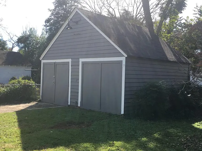 105 Hillcrest Ave — Photo 4