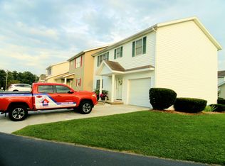 4034 Pinehurst Dr, Morgantown, WV 26505