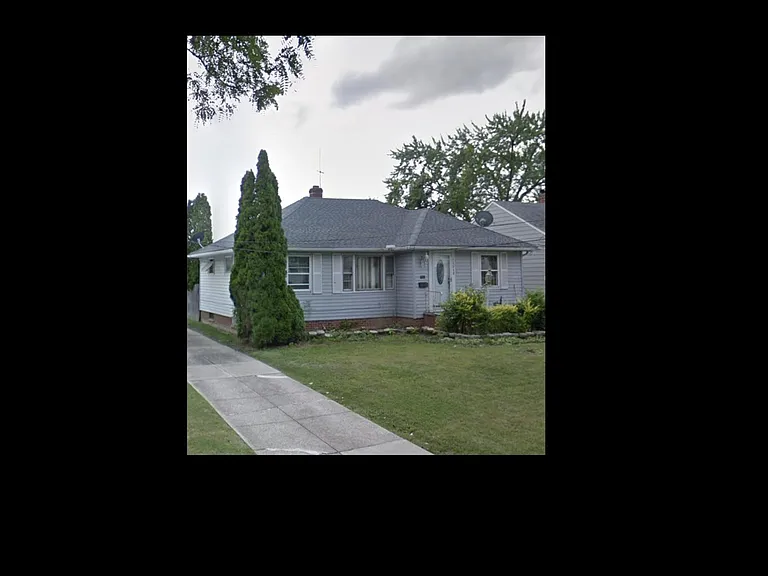 15408 Ramage Ave — Photo 3