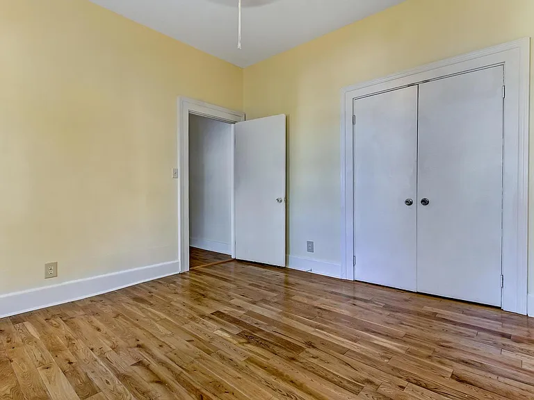 206 W Henry St #A — Photo 3