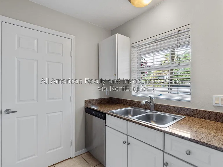 4274 Calinda Ln #212 — Photo 5