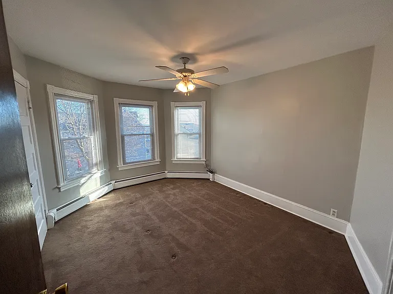 312 Harding Ave — Photo 5