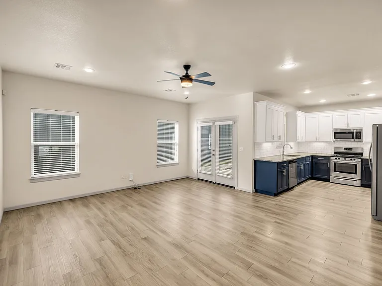 3503 E 21st St #3505 — Photo 5