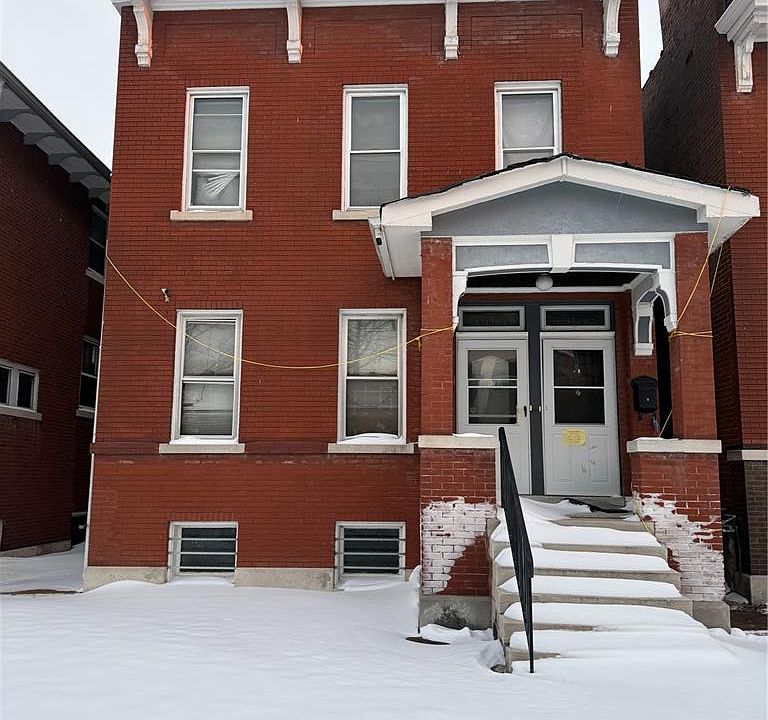 1st image of 4464 Holly Ave