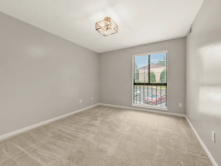 2045 Royal Fern Ct #11C — Photo 26