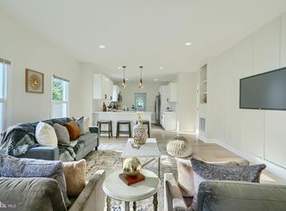 2126 Oakland Rd, Middle River, MD 21220