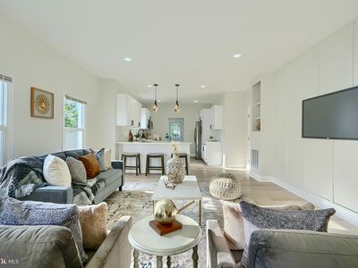 2126 Oakland Rd, Middle River, MD, 21220