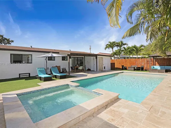 6751 SW 13th St, Miami, FL 33144
