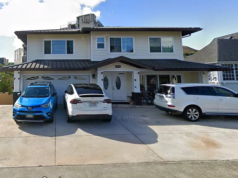 1692 Lewalani Dr — Photo 1