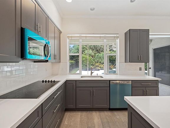 5th image of 167 Oakwood Ln