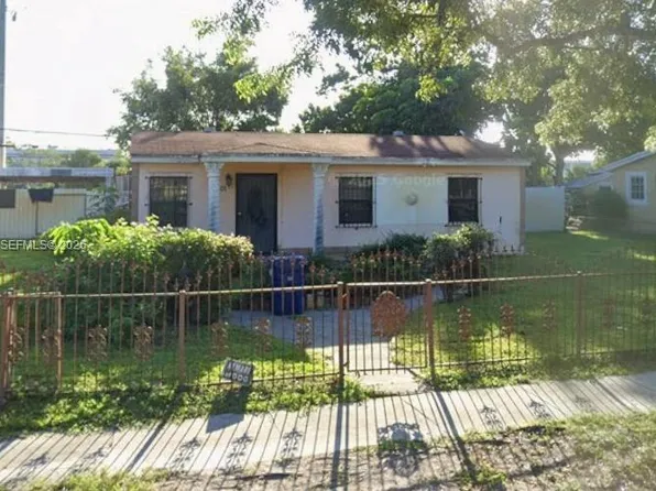 16401 NW 17th Ct, Miami Gardens, FL 33054