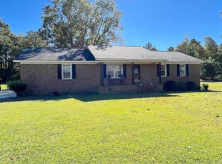 1853 Nash Rd, Farmville, NC 27828