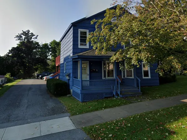 106 Albany St