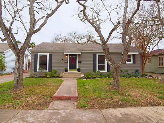 2nd image of 305 S Morningside Dr