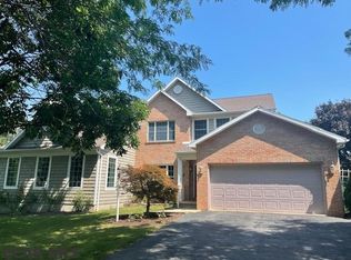 2367 Autumnwood Dr, State College, PA 16801