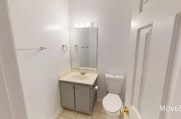 729 Bragg Dr #C — Photo 12