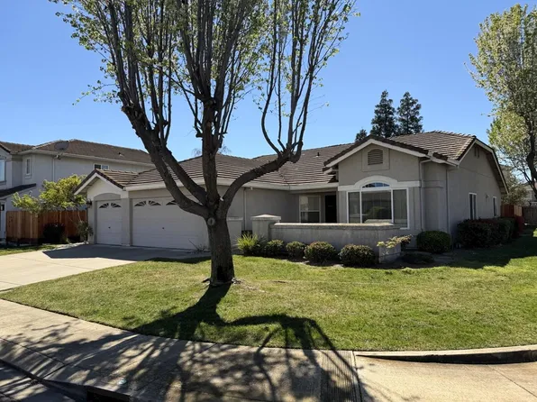 1854 Winding River Ct, Manteca, CA 95337