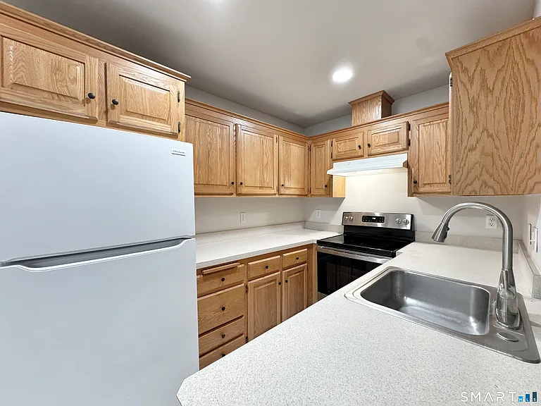 22 Ferris Ave #8 — Photo 1