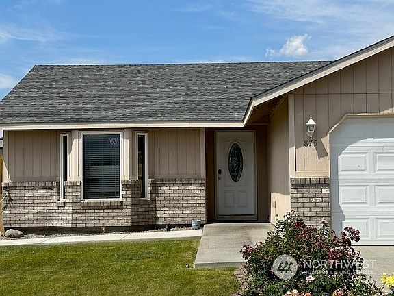 4th image of 875 E Sagewood Street