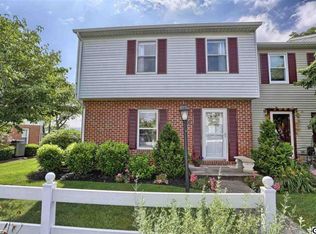 632 Allenview Dr, Mechanicsburg, PA 17055