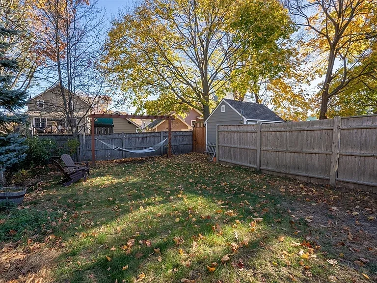 15 Batchelder St #15 — Photo 26