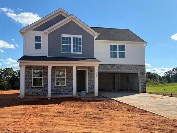 130 Primrose St, King, NC 27021