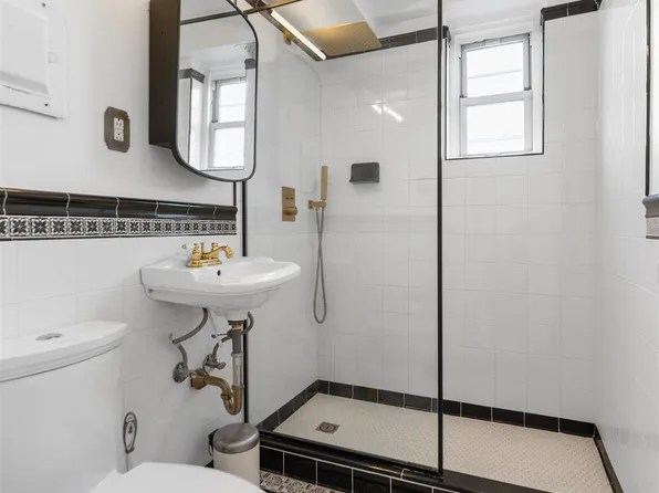 6515 Blvd East image 7 of 14