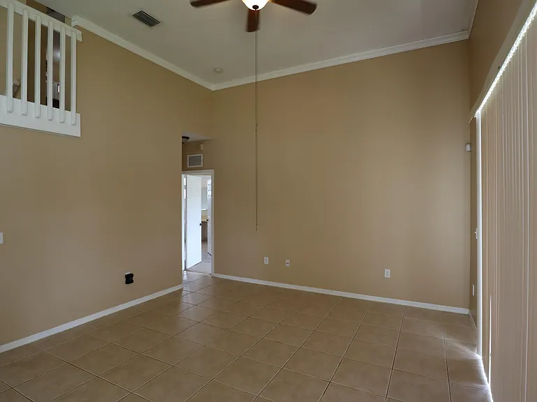 2202 SE 17th Ave — Photo 10