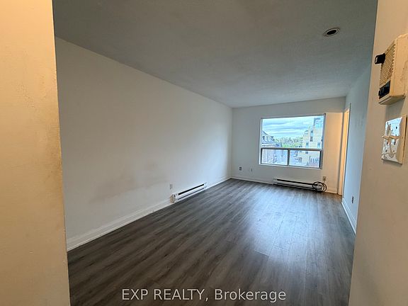 2nd image of 102 Greensides Ave #14