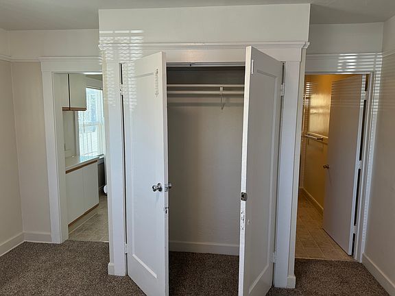 4th image of 3721 Allendale Ave APT A