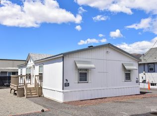 524 & 524A 13th St, Clarkston, WA 99403