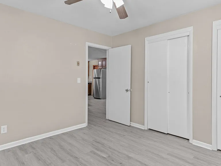 9103 Hammett Ave #B — Photo 8