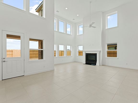 Gorgeous great room with fireplace