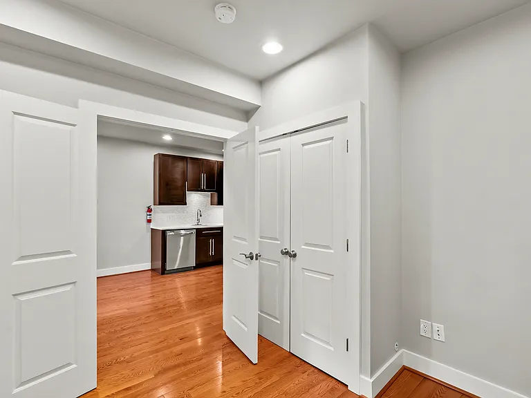 2616 Garfield St NW #1A — Photo 9