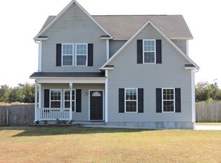 540 Comfort Rd, Richlands, NC 28574