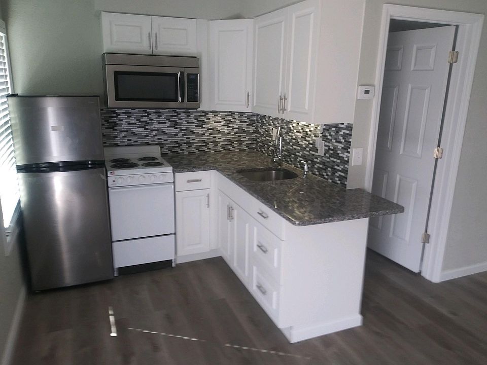 1st image of 602 Georgetown Dr