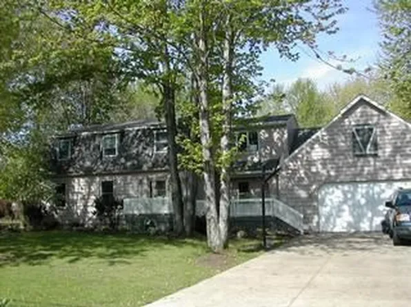 7144 Fairacres Rd, North Ridgeville, OH 44039