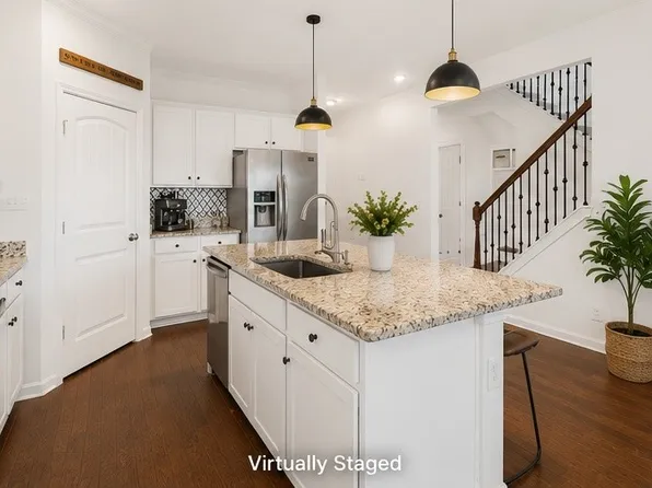 3637 Genoa Dr, Murfreesboro, TN 37128