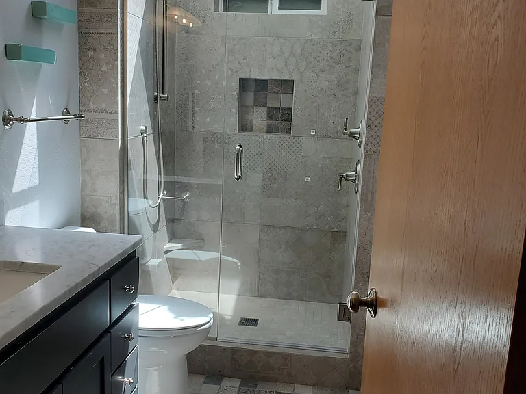 3422 Honeywood St — Photo 11