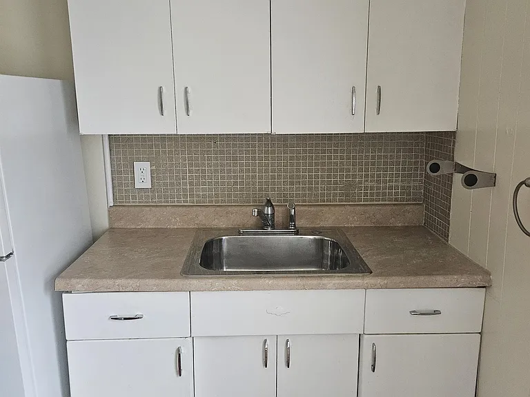 36-38 E Main St #4 — Photo 4