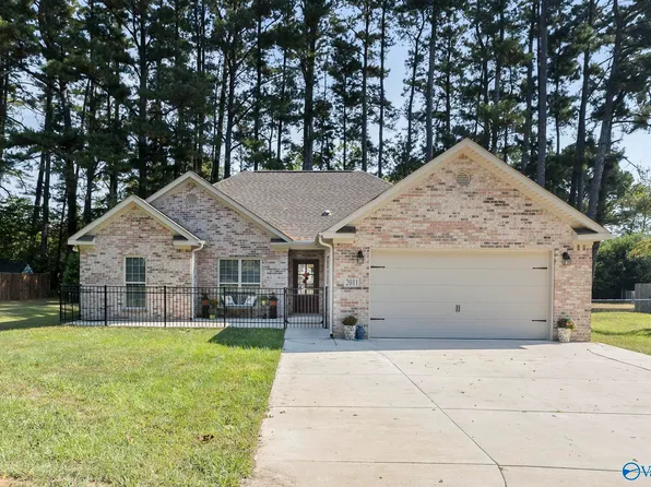 2011 Old Big Cove Rd, Owens Cross Roads, AL 35763