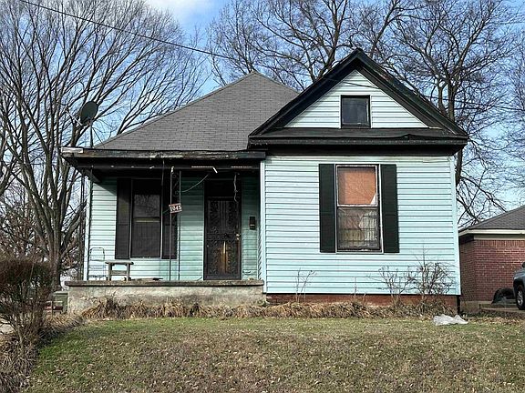 3rd image of 1045 Ayers St