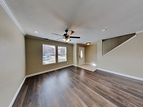4th image of 2916 Celian Dr