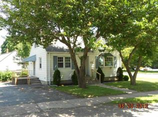 406 Wilcoxson Ave, Stratford, CT 06614