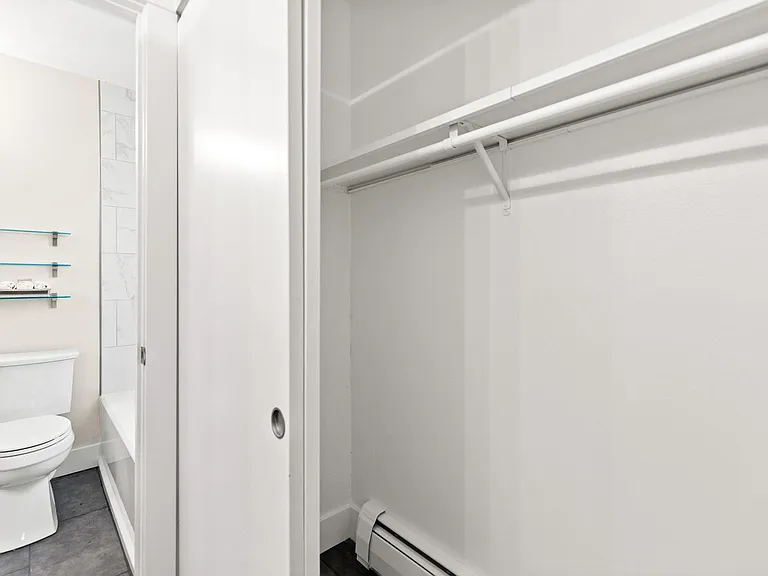 3562 Nottingham Ct #1 — Photo 18