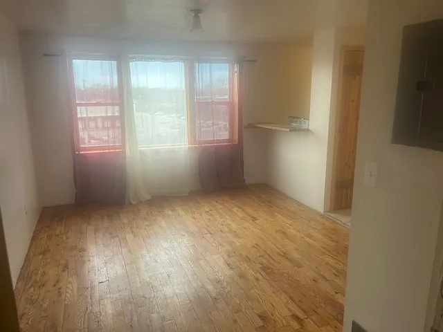 Building Photo - 6070 Cates Ave #2A