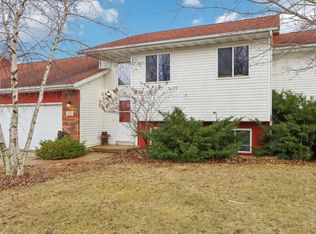 205 W Freidel Dr, Marshall, WI 53559